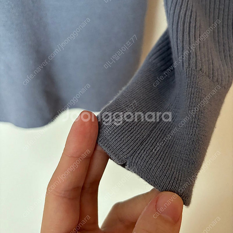 클럽모나코 20년 소라색 울100% 니트 스웨터 올드머니룩 드뮤어룩 출근룩결혼식--5