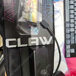 MSI 클로 U7 1TB 팝니다 MSI CLAW A1M U7