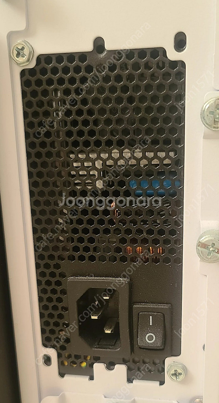 시소닉 sgx-750 골드 sfx파워서플라이 팔아요--1
