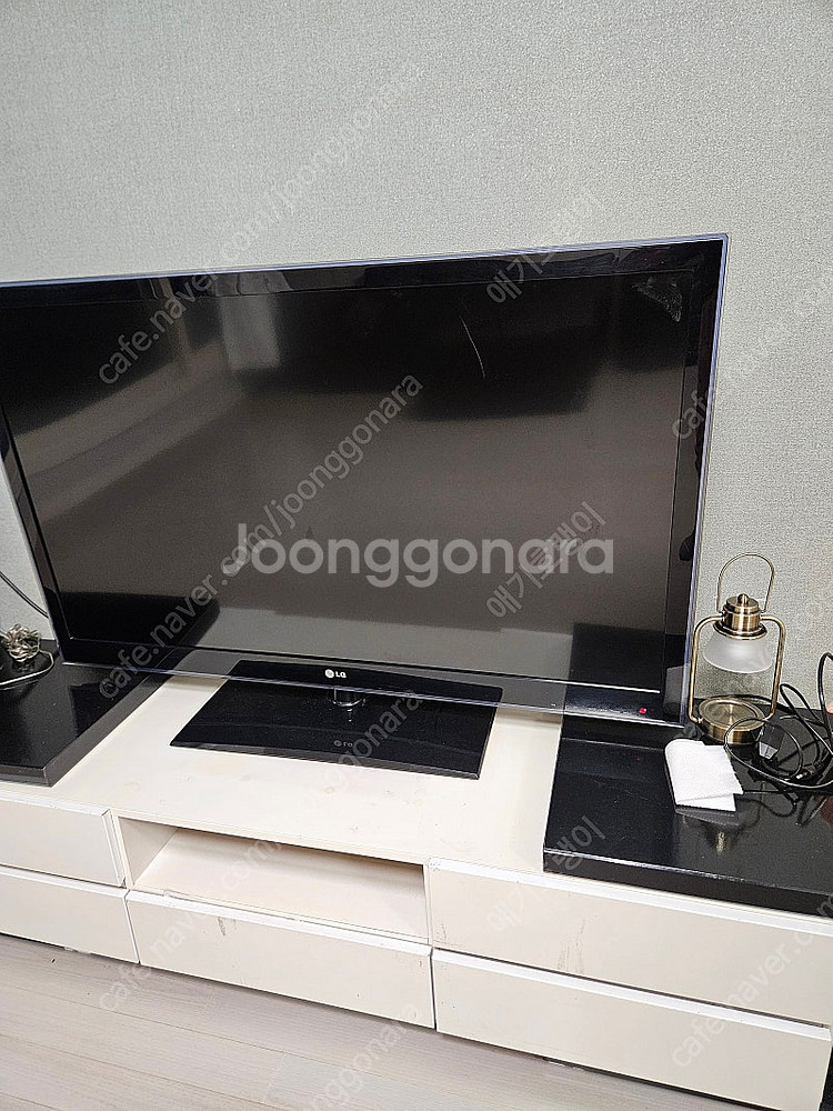 47인치 LG TV, 티비다이,쇼파 전부10만원 (일산...--1