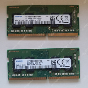 노트북용 램 DDR4 4G 2400T 2개 팝니다.