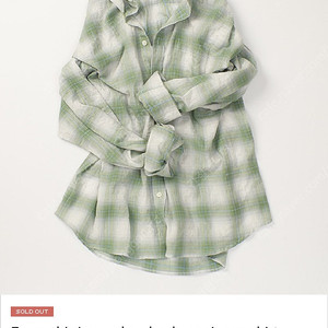 모마디자인 / Fuwa shirring embo check semi over shirt green / 50