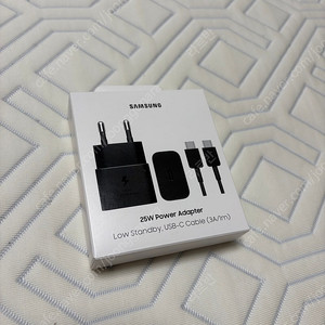 삼성 25W 충전기 USB-C 케이블 판매합니다