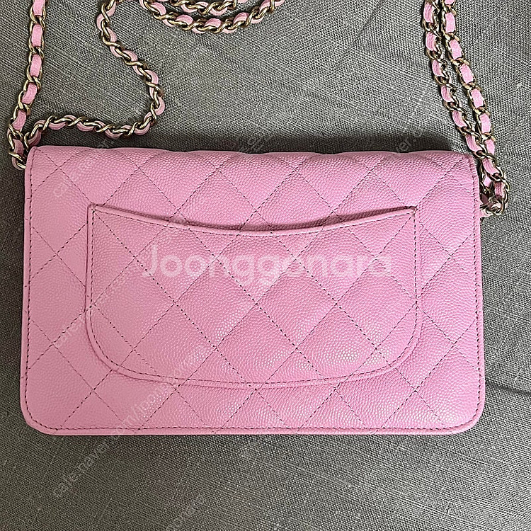 샤넬 클래식 WOC 연핑크 거의 새상품(안쪽테이프 뜯지...--3