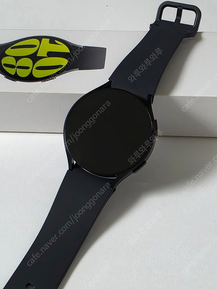 갤럭시 워치6 44mm 블랙 / 블루투스 / 스크래치 없음 / 정품 스트랩 미사용--0