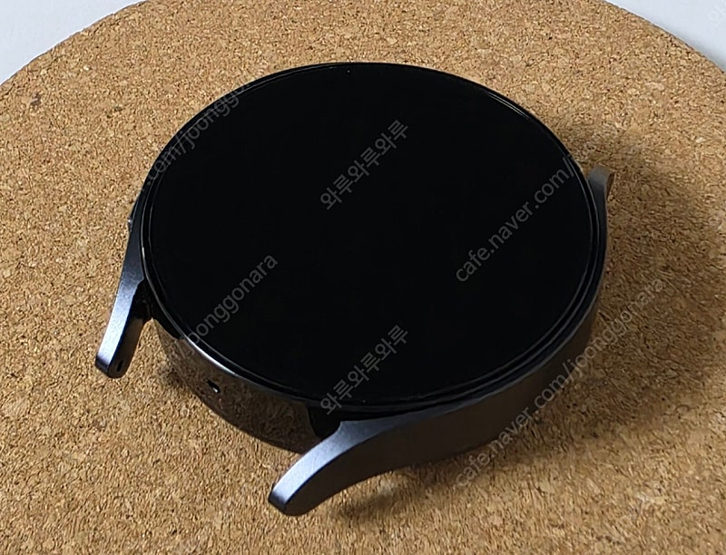 갤럭시 워치6 44mm 블랙 / 블루투스 / 스크래치 없음 / 정품 스트랩 미사용--2