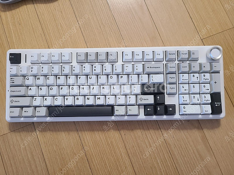 Aula f99 pro(독거미 피보드)--2
