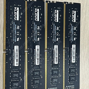 DDR4-2133MHz 8Gb 4개 총 32기가 판매합니다