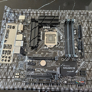 기가바이트 Z370M D3H 메인보드