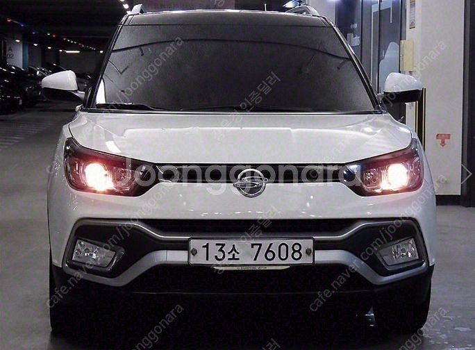 ★특가★ 570만원 2017년식 138,000Km KG모빌리티(쌍용) 티볼리 에어 디젤 2WD AX--1