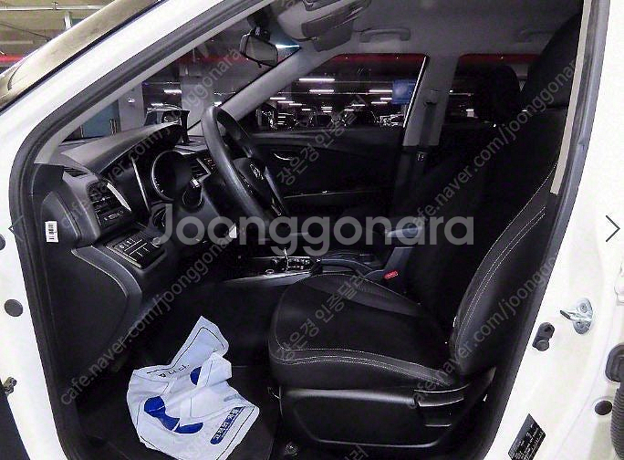 ★특가★ 570만원 2017년식 138,000Km KG모빌리티(쌍용) 티볼리 에어 디젤 2WD AX--5