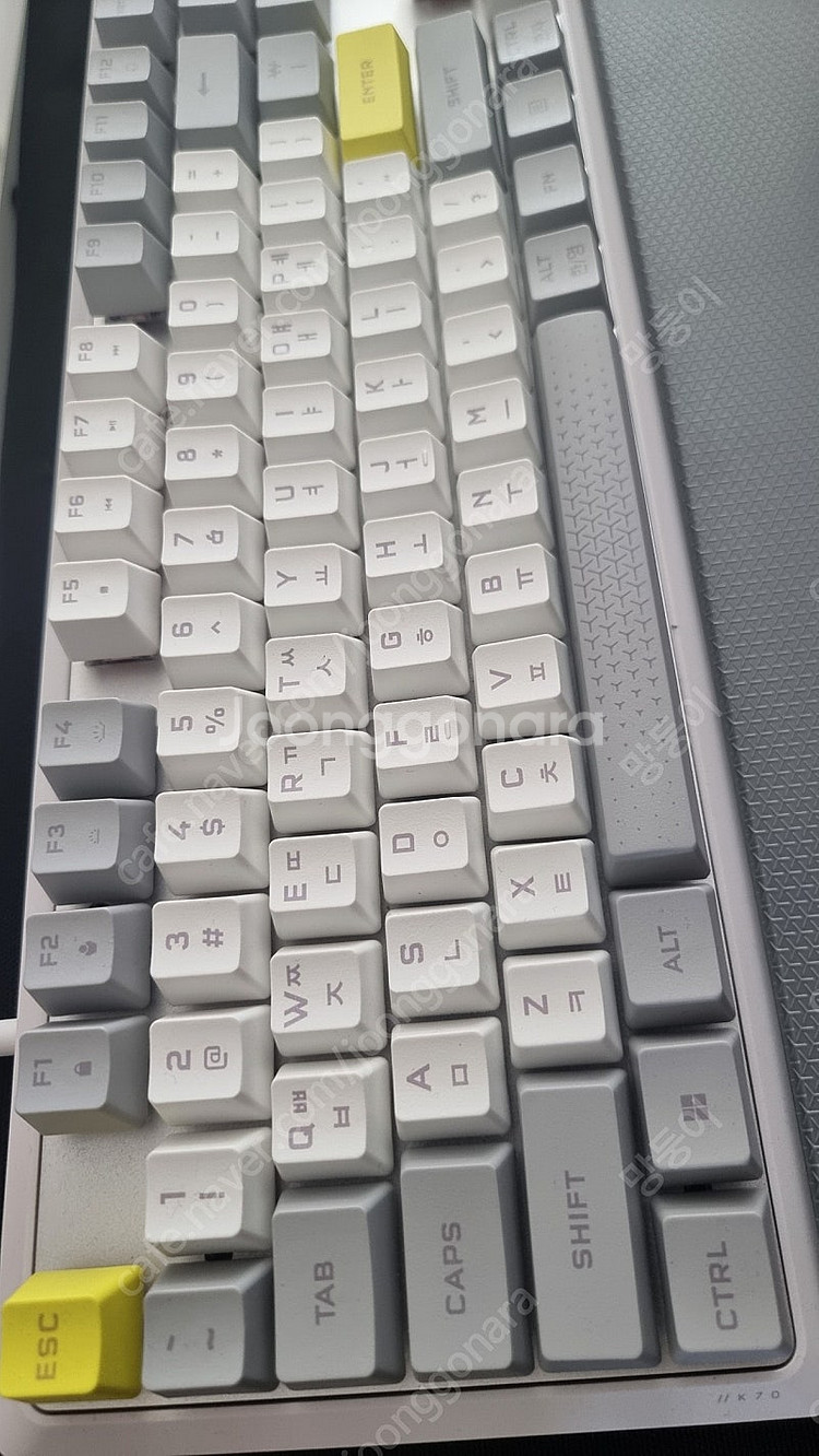 커세어 K70 RGB CORE SE (신형) 화이트 게...--0