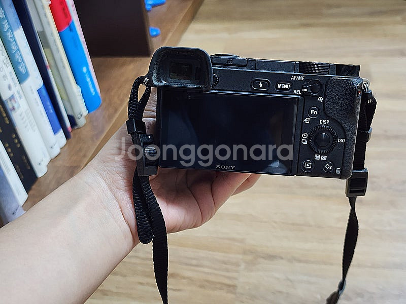 SONYa6300 소니 미러리스카메라 단렌즈포함--2