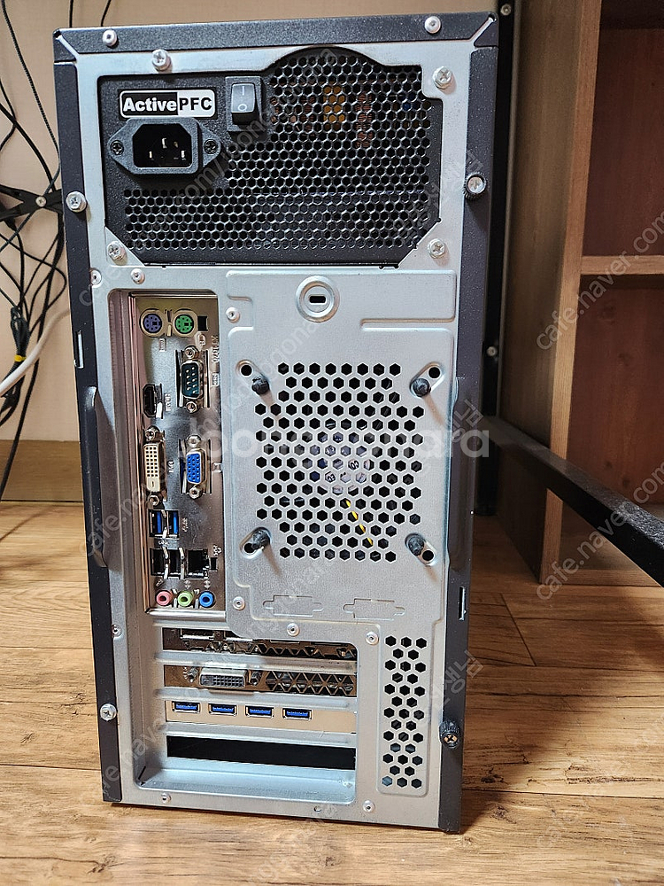 I5 7600 + 32" 모니터 세트--4