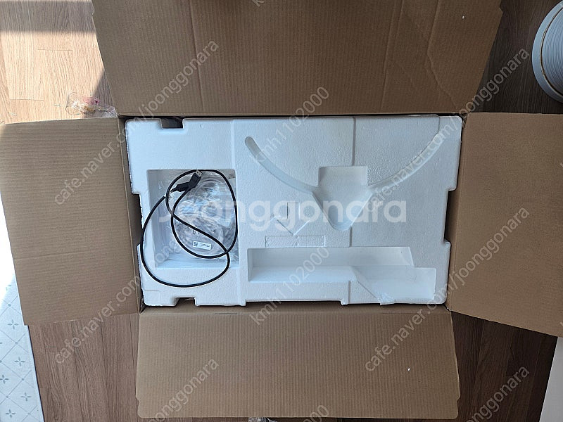 32un650 4K모니터 판매(28만원)--2