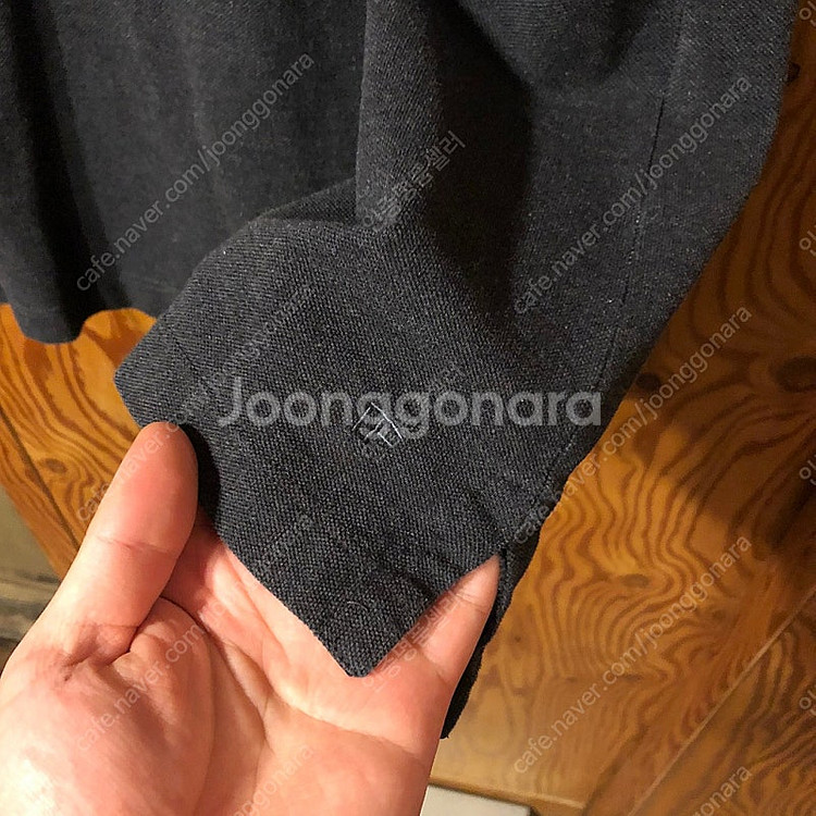 톰포드 TF 로고 챠콜 카라티 판매 합니다..........--0
