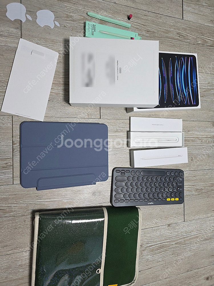 아이패드 11프로 4세대 256GB 와이파이+셀룰러 모...--4