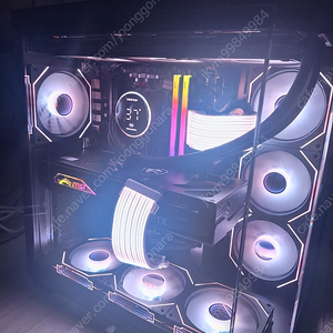 라이젠7 9800x3d rtx5080 msi 새상품컴퓨터