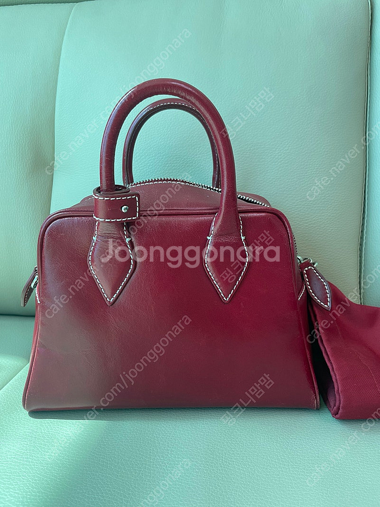 킴스어패럴 띠서울 레옹백 스몰 (한정판)--0