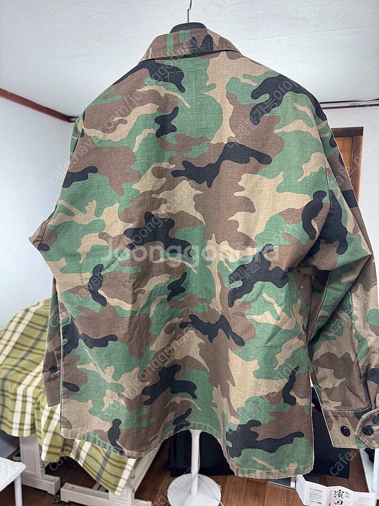 Wtaps 사틴 카모 자켓 1 사이즈 판매합니다.--1