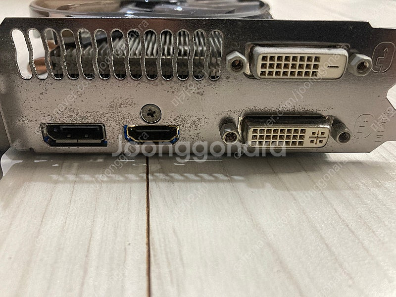 (택포) 기가바이트 N660 그래픽카드--2