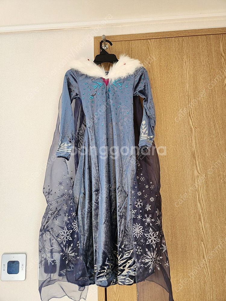 엘사 드레스 정품 140 외 3종 일괄판매--5