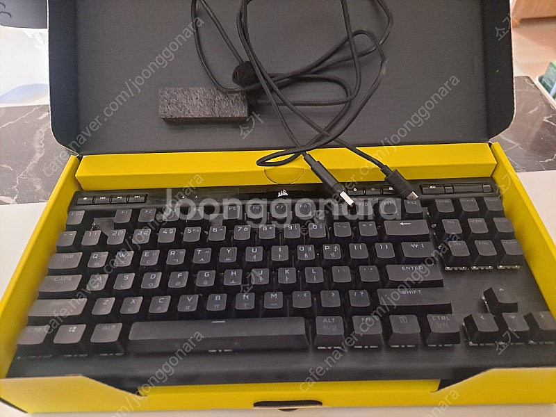 커세어 k70 rgb tkl 적축 급매--0