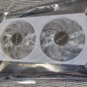 갤럭시 rtx 3050 ex 화이트 8gb 팝니다.