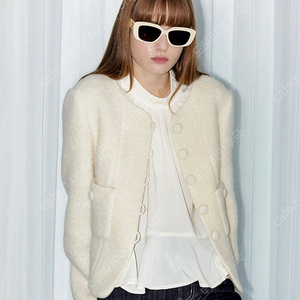 마론에디션 Cream Boucle Wool Blazer