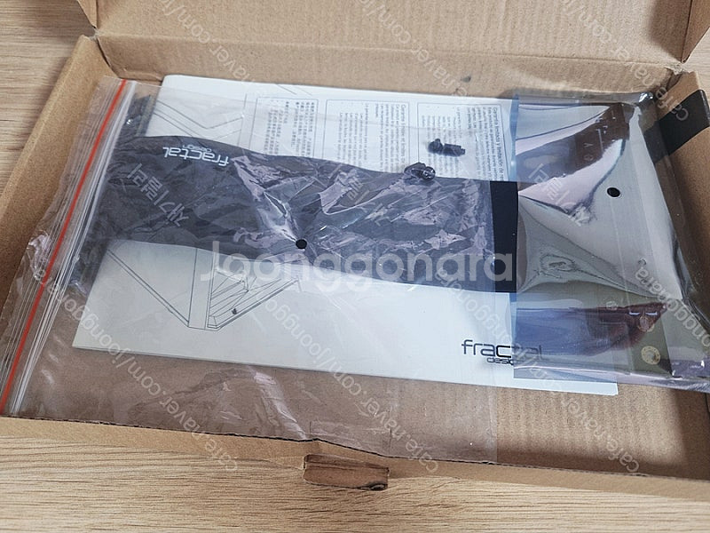 프렉탈디자인 FLEX VRC-25 라이저 카드--1
