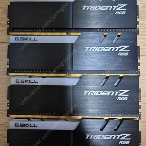 지스킬 트라이던트z rgb ddr4 3200 8x4 32g 팝니다