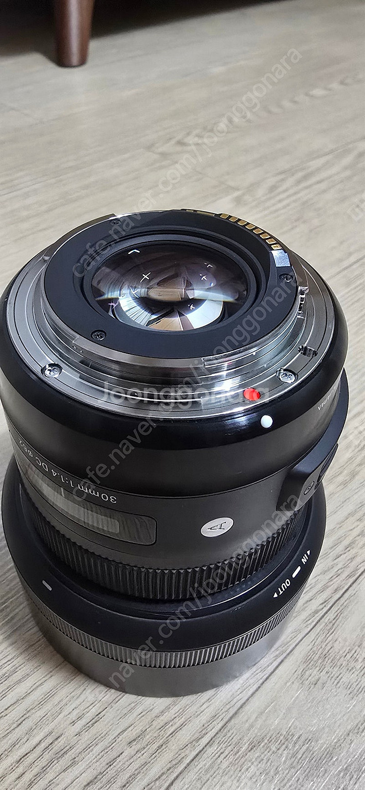 시그마 아트 30mm F1.4--6