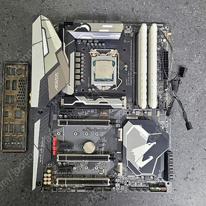 8700k, 기가바이트 어로스 z370, 삼성 메모리 8GBx2(16GB)