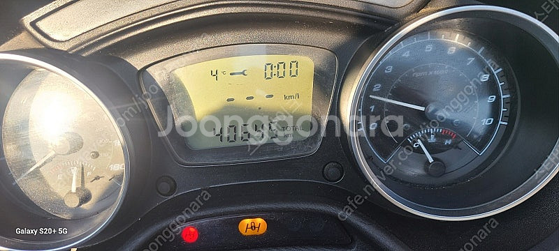 피아지오 mp3 500cc 18년식 팝니다--6