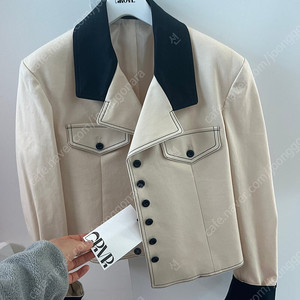 그로브 connel jacket 아이보리