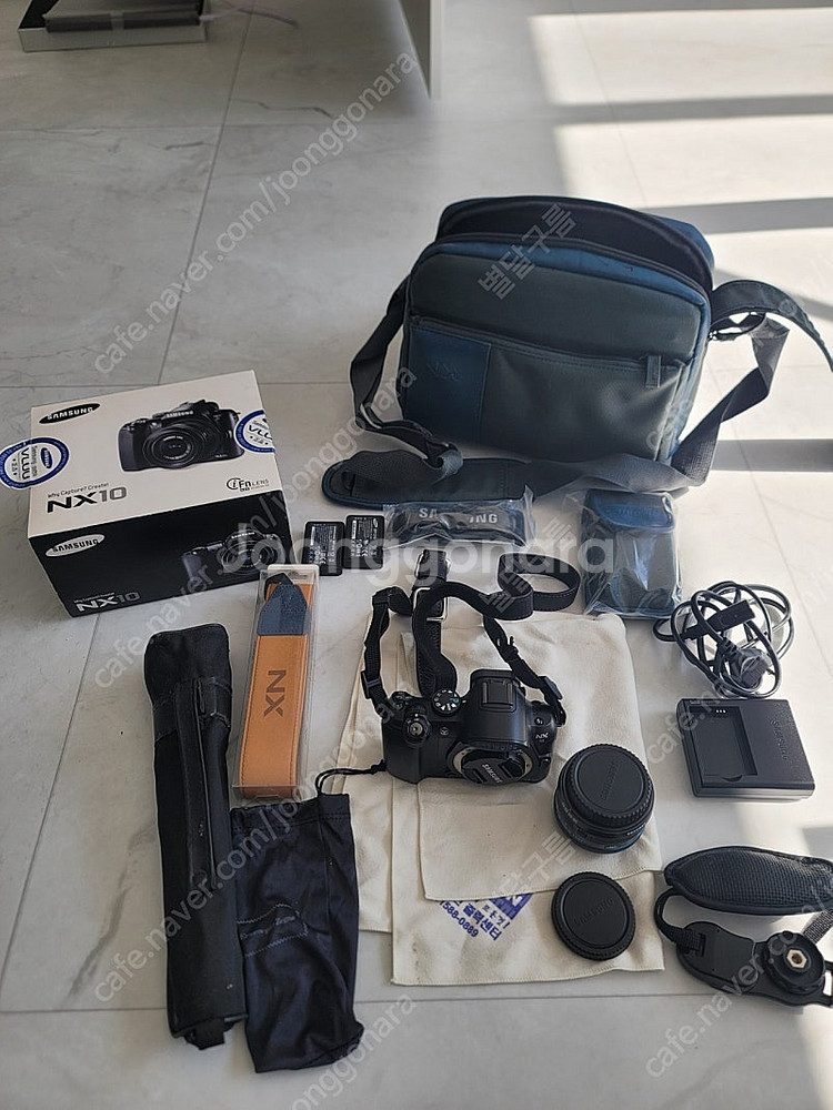 (부산) 삼성 미러리스 nx10 판매 합니다.--0