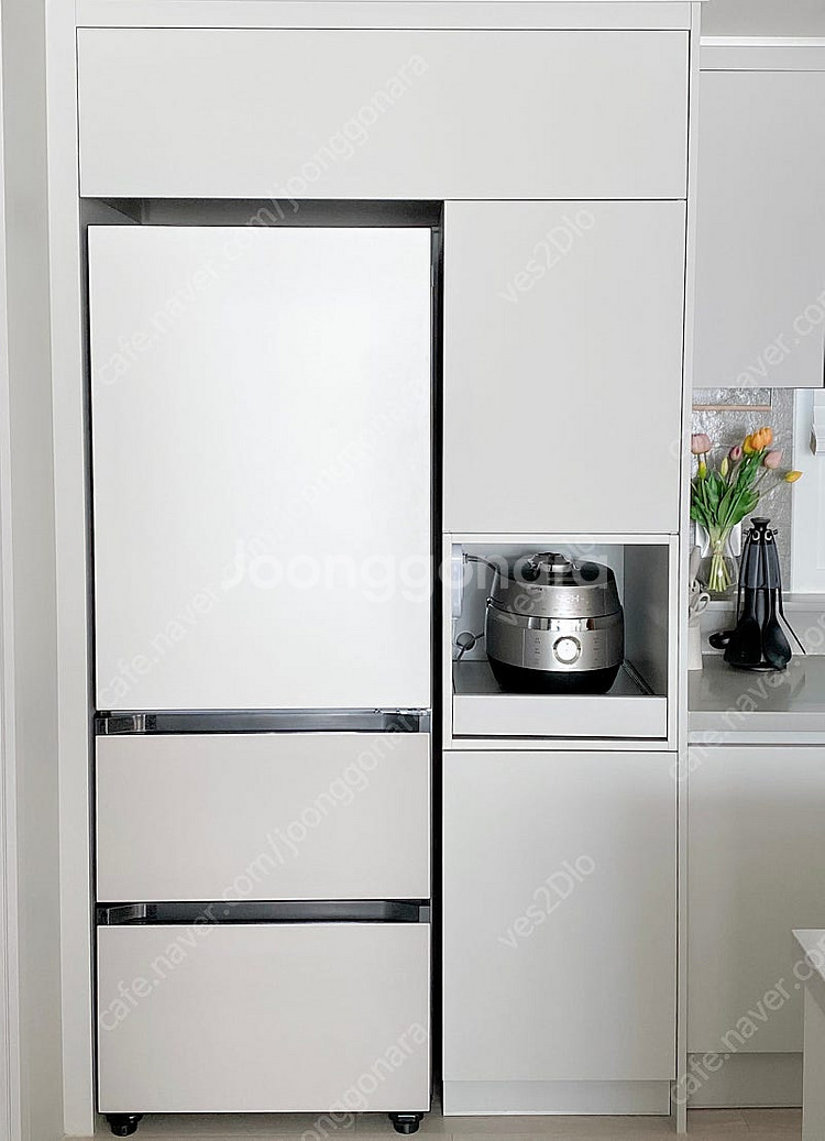 삼성 비스포크 김치냉장고 RQ33DB74C1AP 1등급...--1