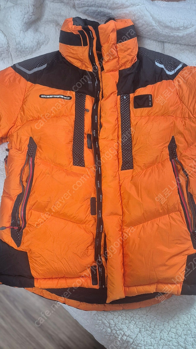 밀레 판테온 헤비다운 1000필파워--5