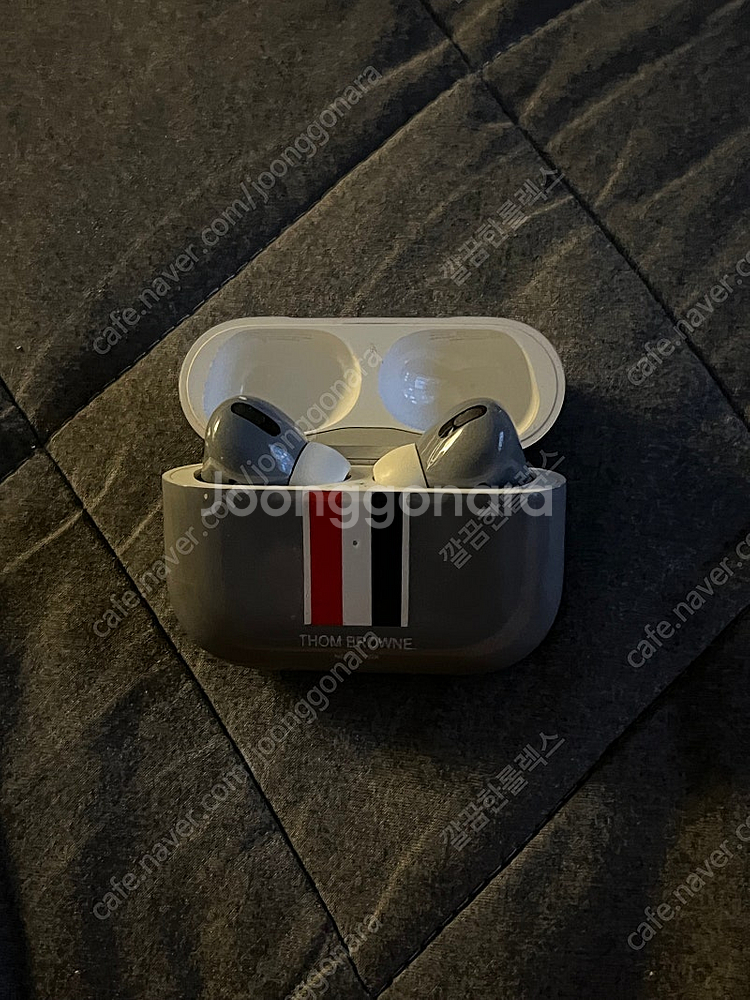 에어팟프로1 (톰브라운 커스텀)--0