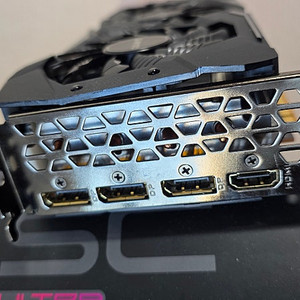 기가바이트 RX5600XT 팝니다. (택비포함)