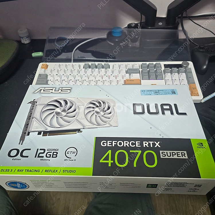 아수스 듀얼 4070 슈퍼/asus dual 4070 ...--0