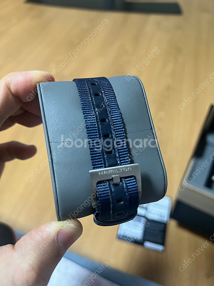 카키필드 33mm 블루 팝니다.--2