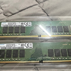 삼성 DDR4 RAM 16GB 2666 (m378a2k43cb1) x2 팝니다.