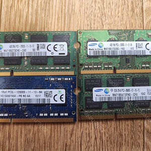 노트북 메모리 ddr3-12800s 4g x3ea, ddr3-8500s 2gx1ea 일괄 반값택포 1만원에 판매합니다.