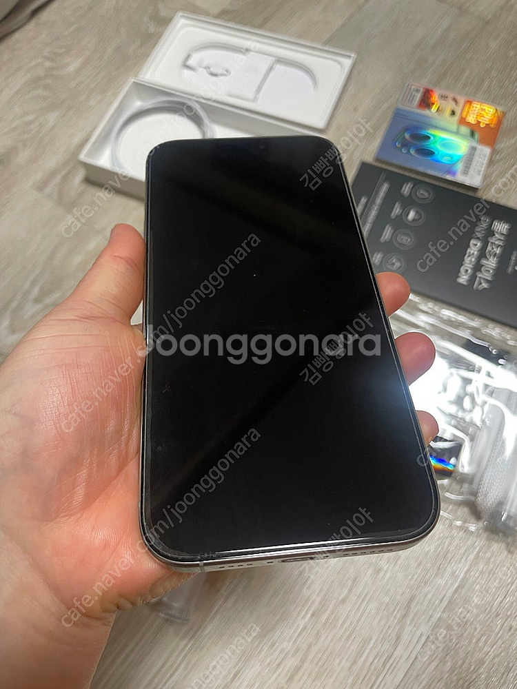 아이폰 16 프로맥스 256GB 판매합니다--2