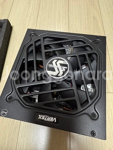 시소닉 VERTEX PX-1200 PLATINUM Full Modular ATX 3.0 (PCIE5) 팝니다. 4개...--6