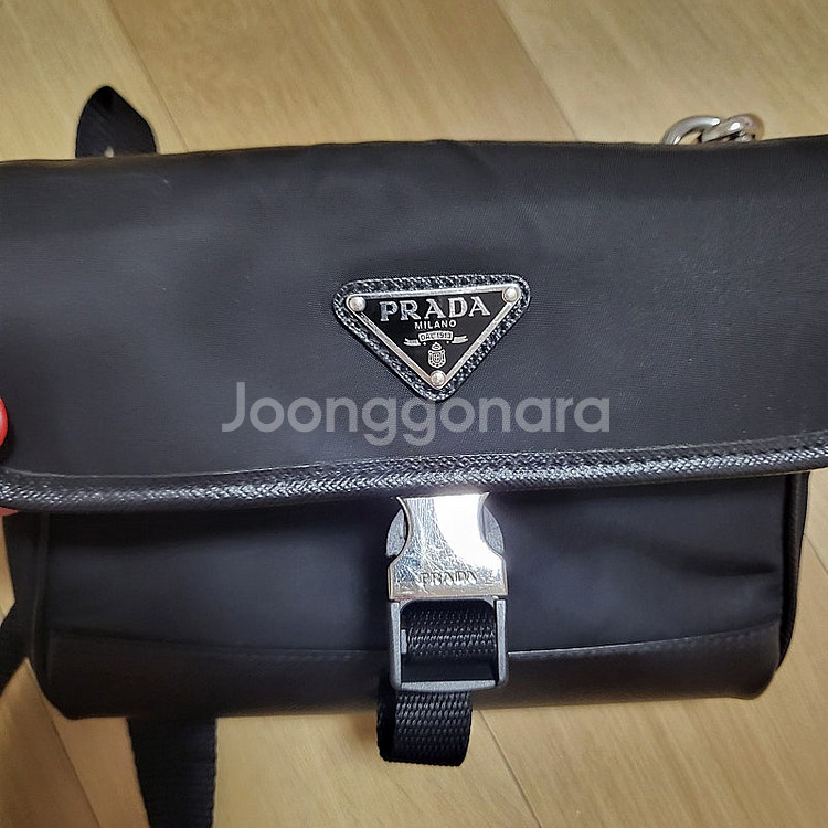 프라다라이론미니가방 풀구성 중고--0