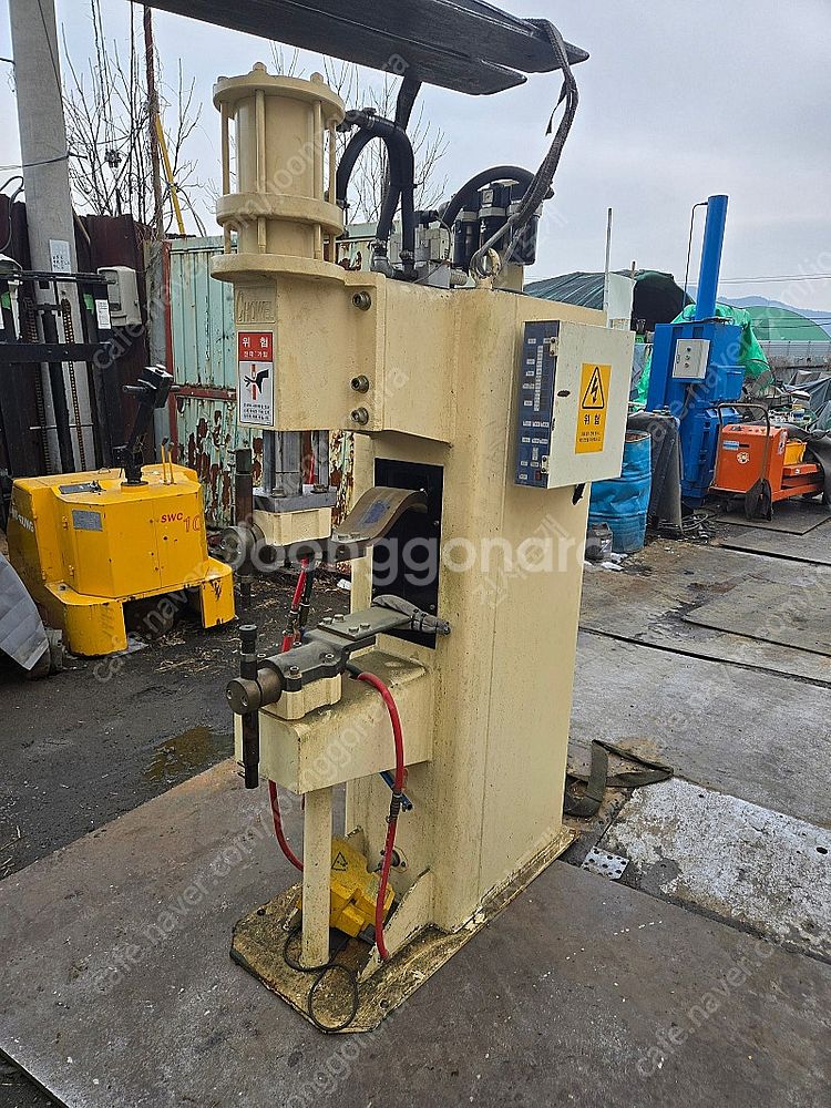 유압펀칭기,,,스포트용접기(100kv)--3