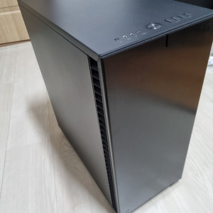 Fractal Design Define 7 Compact (블랙)