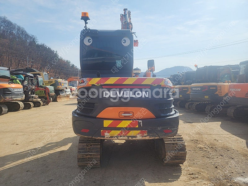 중고굴삭기 두산 DX65MT-7 2022년식 특A급 회...--8